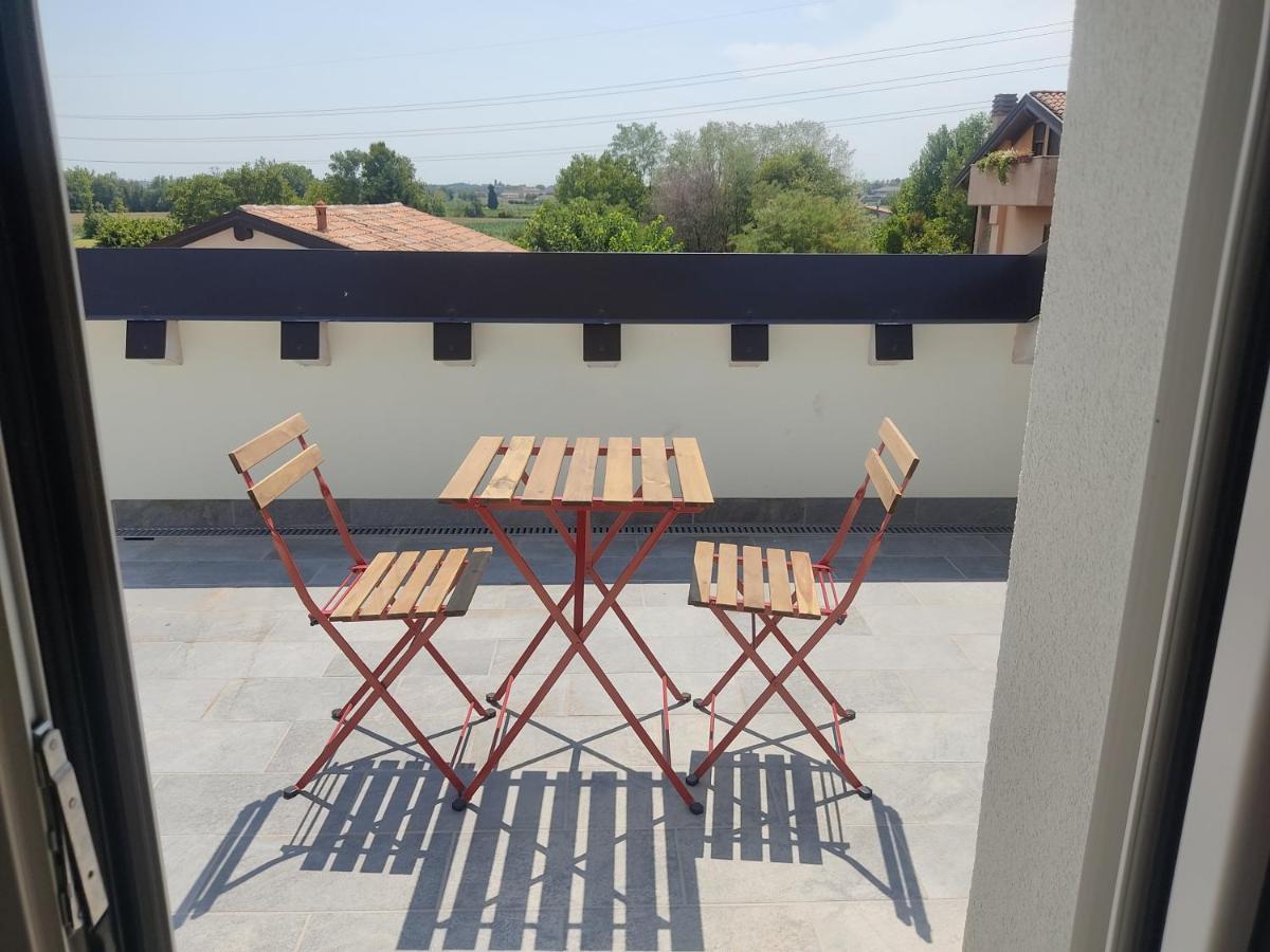 Apartamento La Casa Di Paolina - Affitti Brevi Desenzano del Garda Exterior foto